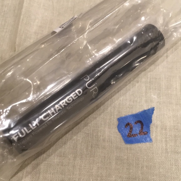 🎉 5/25$ PUR cosmetics: fully charged mascara - Picture 2 of 3